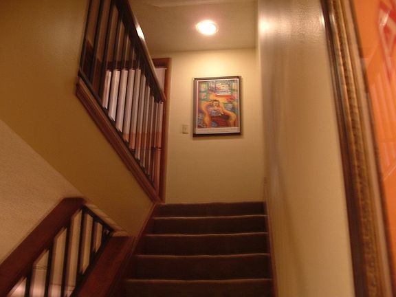 to the bedrooms