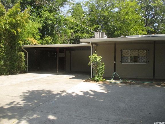 2nd image of 1527 Linda Vista Ln