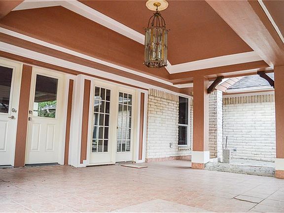 5th image of 10522 Sangerbrook Dr