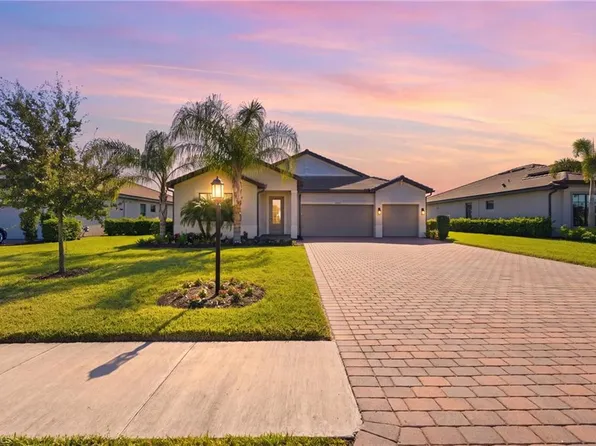 20273 Kingmont DR, ESTERO, FL 33928