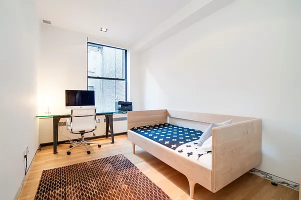 Rented by SPORN GROUP LLC | media 23