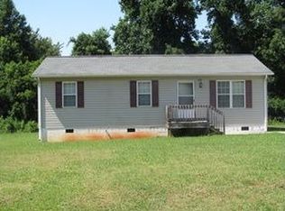 398 Garden Dr, Lexington, NC 27292