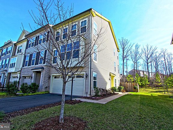 2nd image of 9159 Balaton Lake Ln