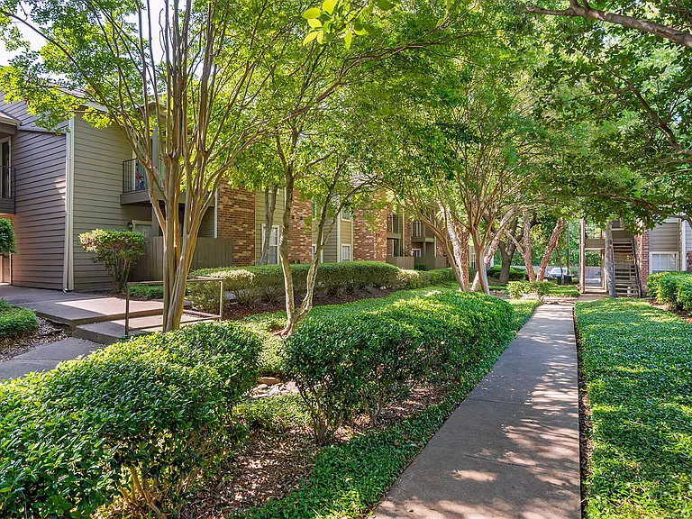 Pear Orchard Apartments — Photo 26