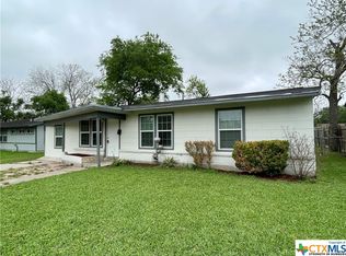 2008 E Mesquite Ln, Victoria, TX 77901