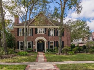 2115 Pineloch Dr, Houston, TX 77062