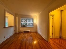 130 Bay Ridge Pkwy, Brooklyn, NY