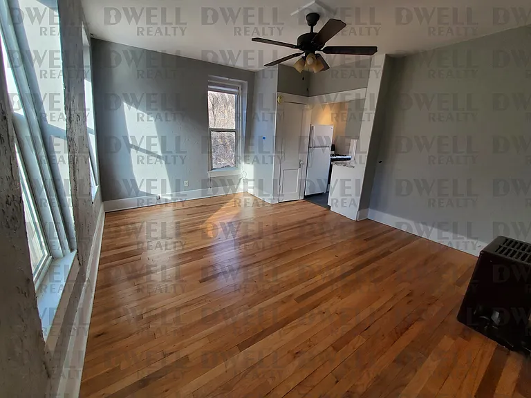 535 Canon Ave — Photo 4