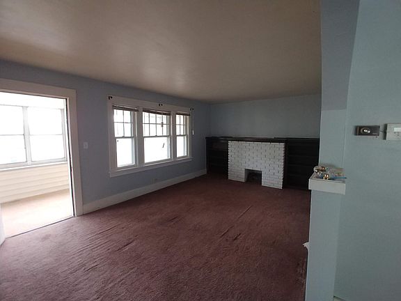 4th image of 8825 Park Heights Ave