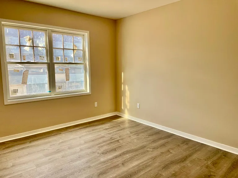 35 Brown St #35 — Photo 23