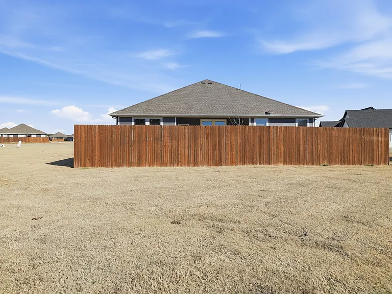 2336 Brandon St — Photo 16