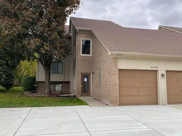 42378 Lochmoor St, Clinton Township, MI 48038