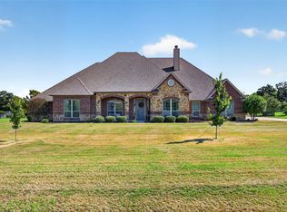 225 Diamond Rose Dr, Burleson, TX 76028