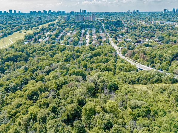 85 Snowcrest Ave, Toronto, ON M2K 2K9