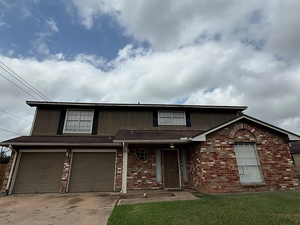 414 Dogwood St