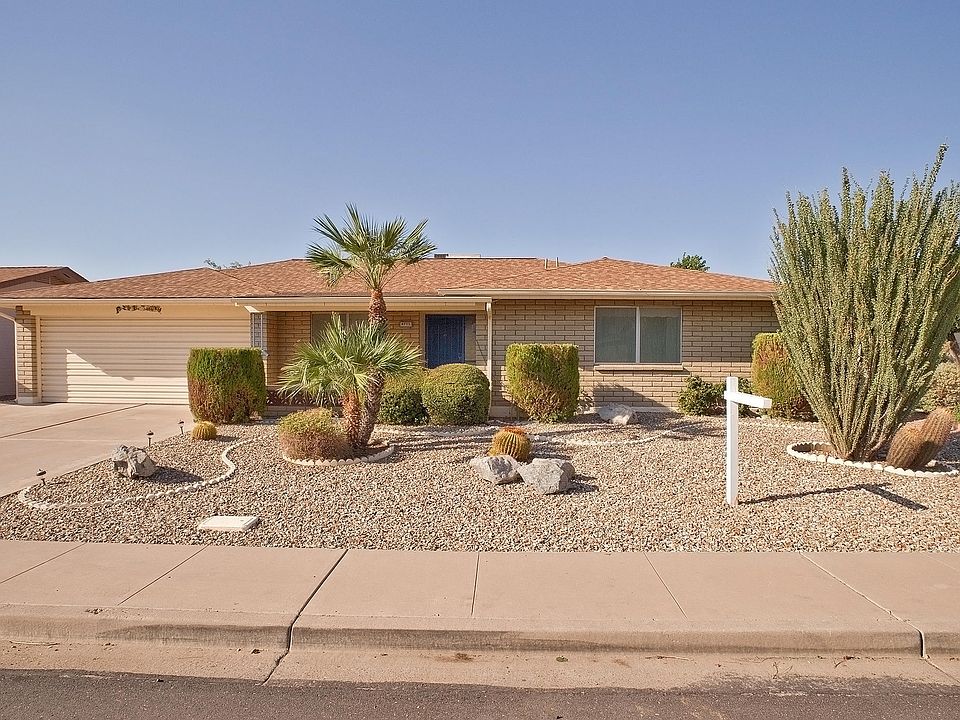 1st image of 4712 E Elena Ave