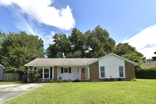 807 Deblea Ct Photo 1