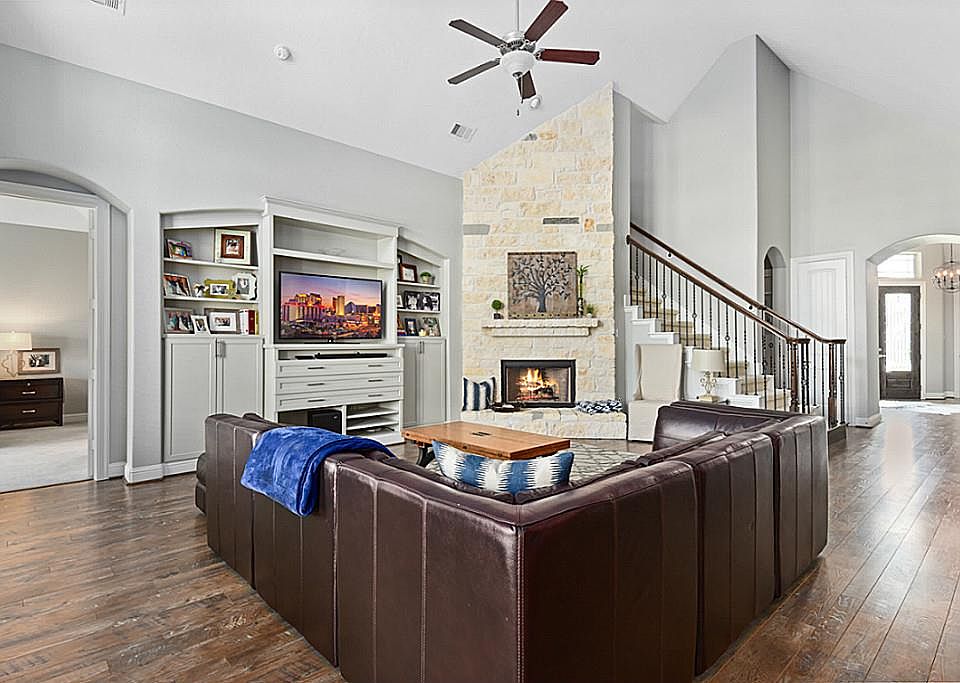 1st image of 6115 Norwood Mills Ct