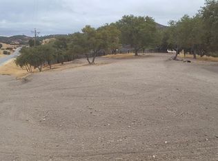 70143 Chadwick Dr, Bradley, CA 93426