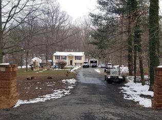 8953 Westchester Dr, Manassas, VA 20112