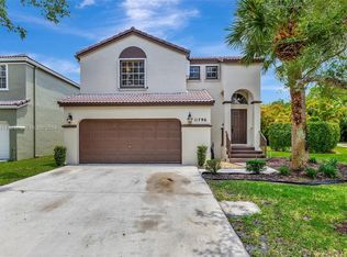 11796 NW 1st St, Coral Springs, FL 33071