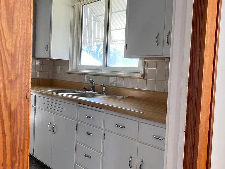 1704 Pacific St — Photo 10