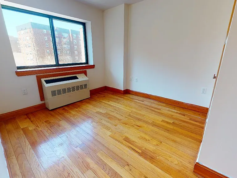 84-14 143rd St #Penthouse 2 — Photo 11