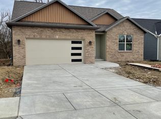 1735 Twin Lakes Cir, West Lafayette, IN 47906