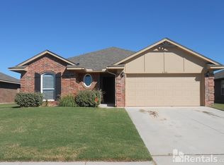 4224 Red Apple Ter, Moore, OK 73160