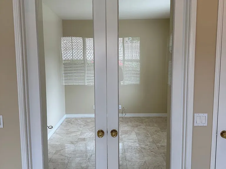 170 Trofello Ln — Photo 17