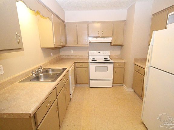 5th image of 4117 Pace Ln