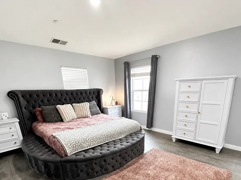 15881 Snowy Peak Ln — Photo 19