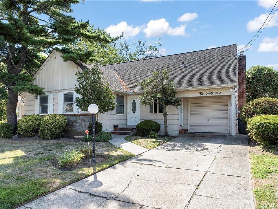 1st image of 449 Argyle Road