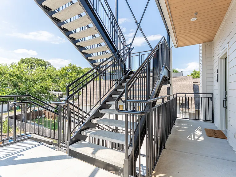 1310 Lischey Ave #307 — Photo 41
