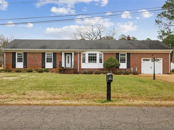 3315 Dogwood Dr, Portsmouth, VA 23703