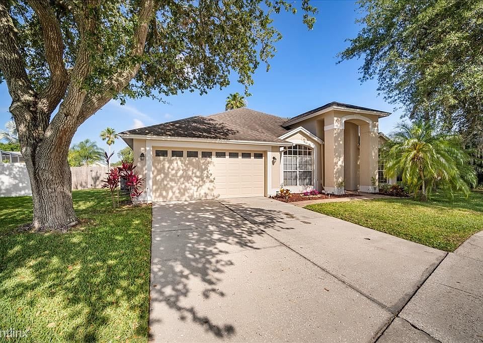 1st image of 18510 Country Crest Pl