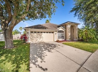 18510 Country Crest Pl, Tampa, FL 33647
