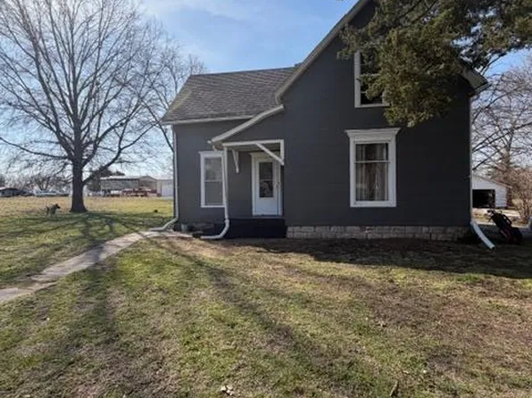 900 Cole St, Laclede, MO 64651