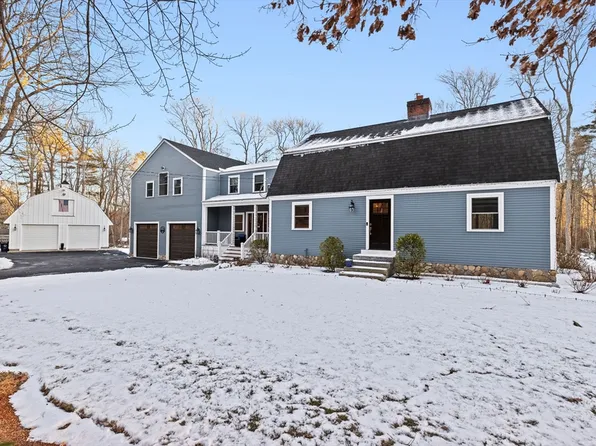 126 Old Oaken Bucket Rd, Norwell, MA 02061