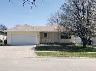 3322 Gregory St, Lincoln, NE 68521