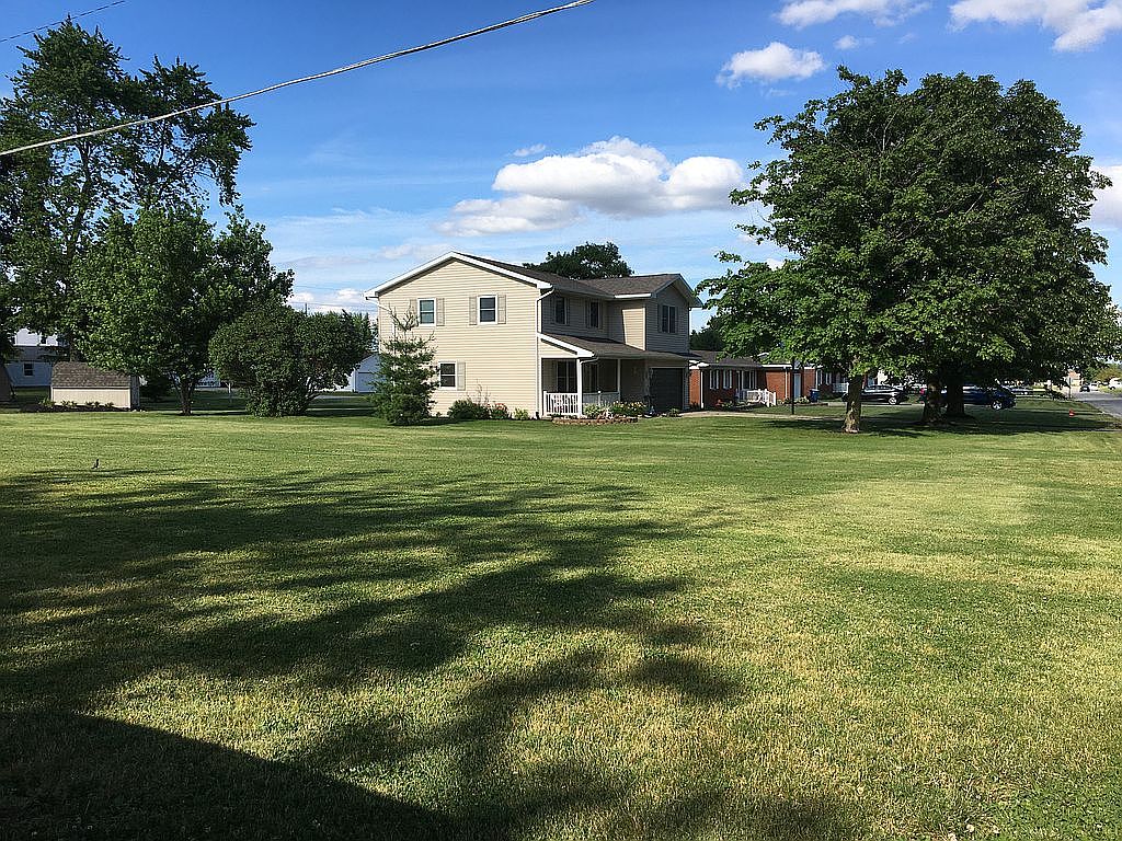304 E South St, Botkins, OH 45306 Zillow