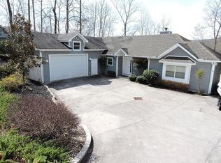 1443 Cove Pointe Rd, La Follette, TN 37766