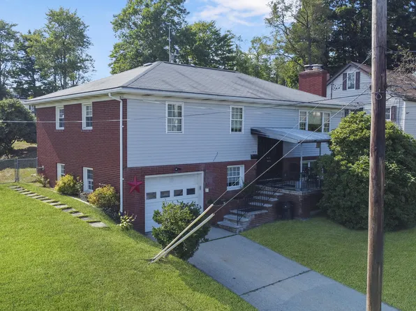 133 Lincoln St, Ebensburg, PA 15931