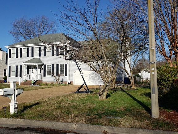 3rd image of 15 Island View Dr