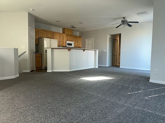 3rd image of 6165 Pine Desert Ave Unit 101