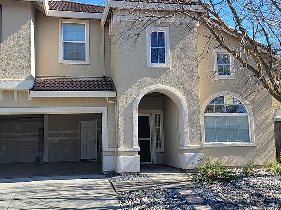 2nd image of 260 Alcantar Cir