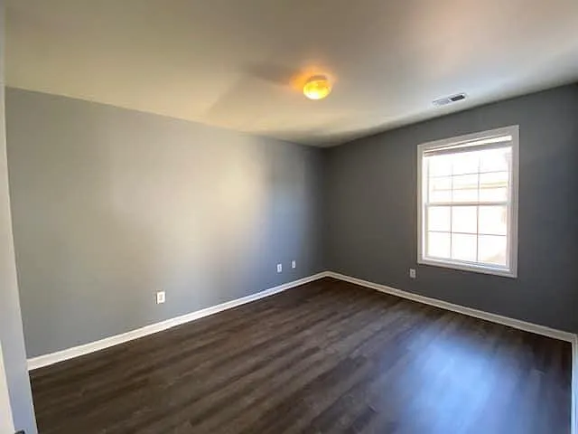 533 Big Bear Ln — Photo 2