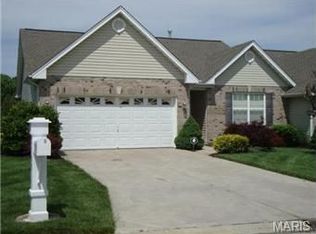 1109 Piepers Glen Ln, O'Fallon, MO 63366