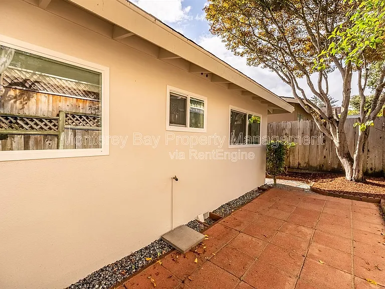 226 Park St — Photo 10