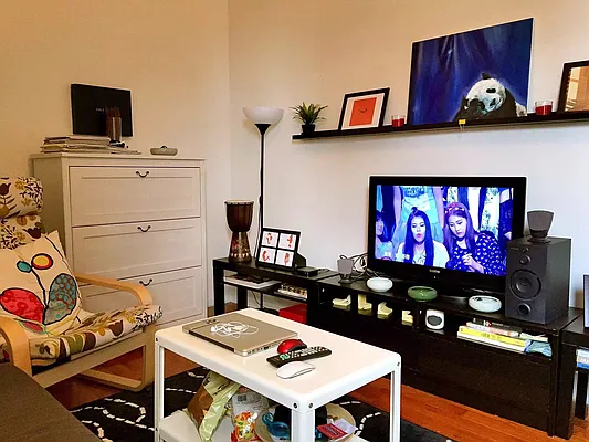 Rented by Sidney Rubell Co. | media 24